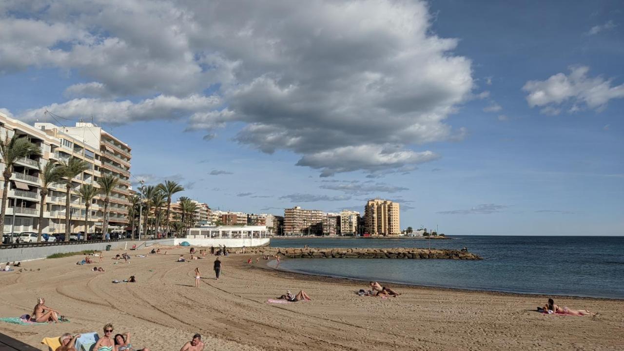 Top floor Torrevieja center apartment Buitenkant foto