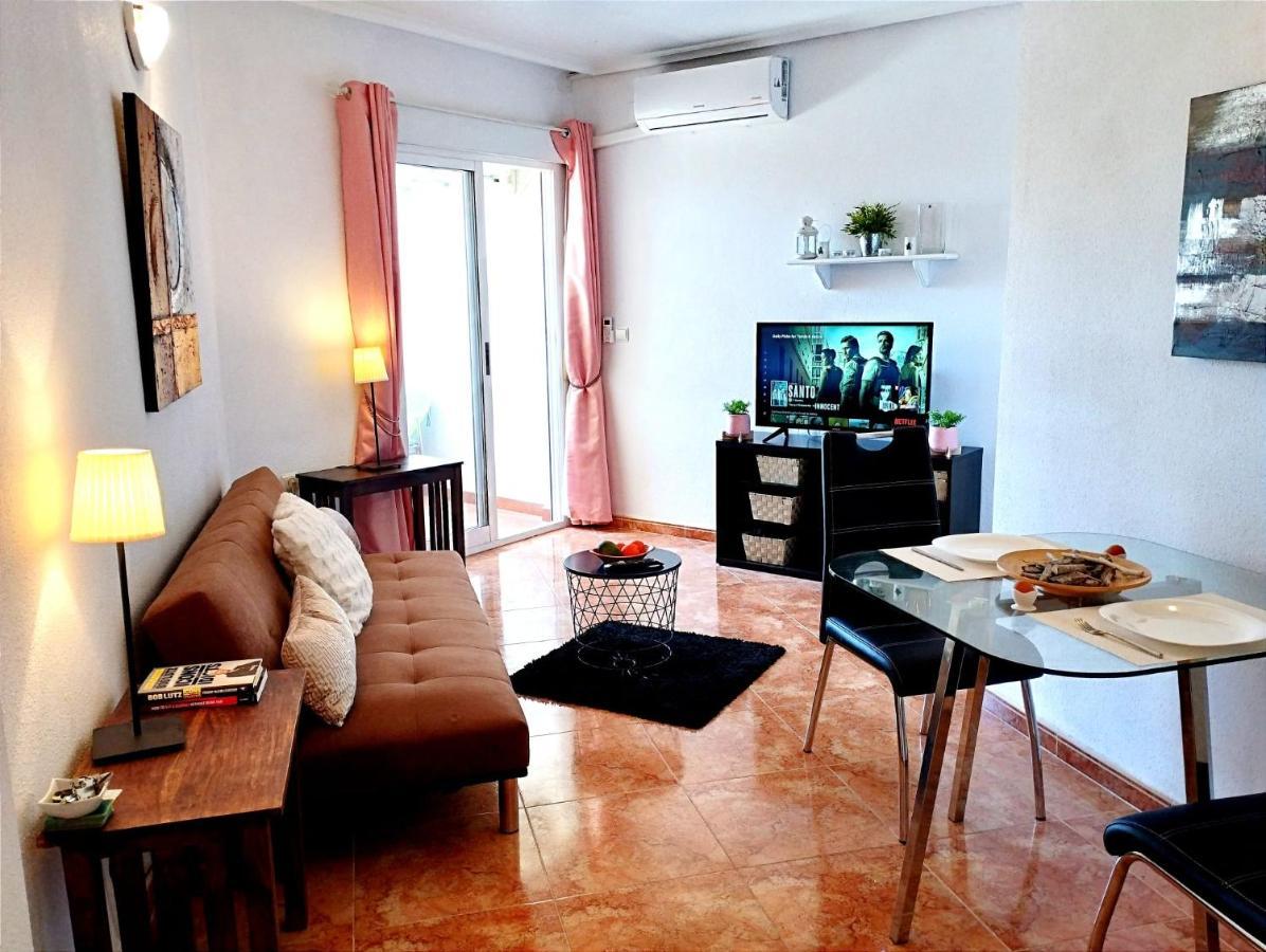 Top floor Torrevieja center apartment Buitenkant foto